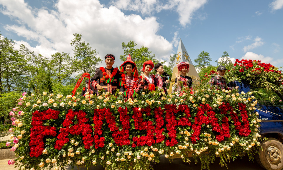 Sa Pa khởi động lễ hội hoa hồng và loạt sự kiện hè hấp dẫn