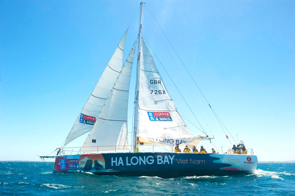 Mùa giải mới này, Quảng Ninh sẽ tiếp tục tham gia với thuyền buồn mang tên Ha Long Bay – Viet Nam.  Ảnh: Đội thuyền Ha Long Bay - Viet Nam cung cấp