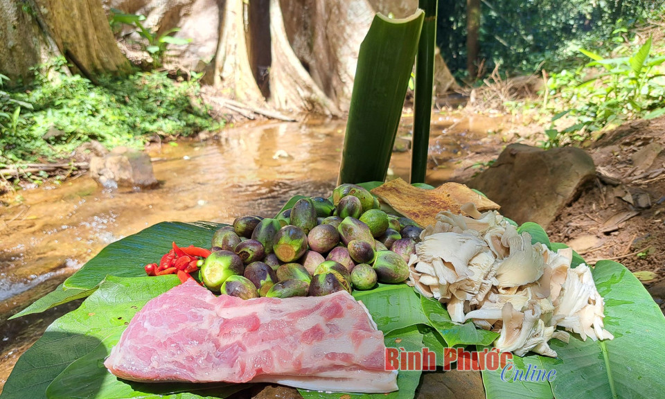 Canh thục tại Khu du lịch sinh thái Vườn quốc gia Bù Gia Mập là 1 trong 121 món ăn tiêu biểu của Việt Nam
