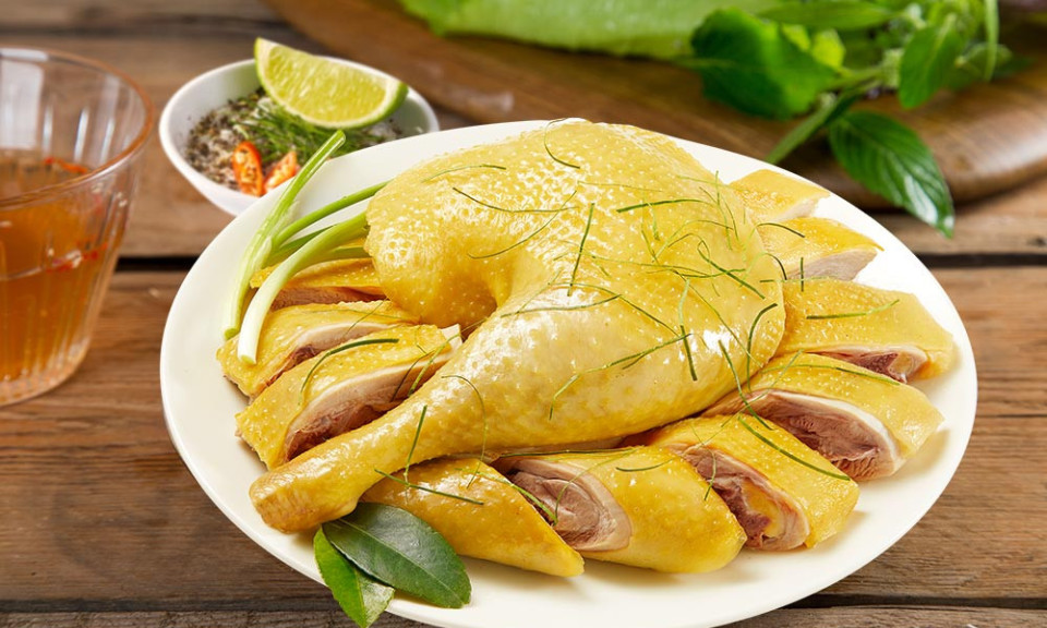 Gà luộc của Việt Nam được chuyên trang ẩm thực nổi tiếng vinh danh