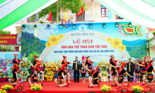 Sức hút từ chợ phiên Hà Lâu