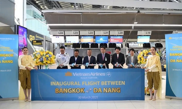 Khai trương đường bay thẳng Bangkok-Đà Nẵng của Vietnam Airlines