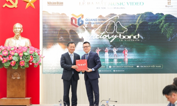 Vịnh Hạ Long tỏa sáng trong lễ ra mắt MV “Victory – Bond in Vietnam”