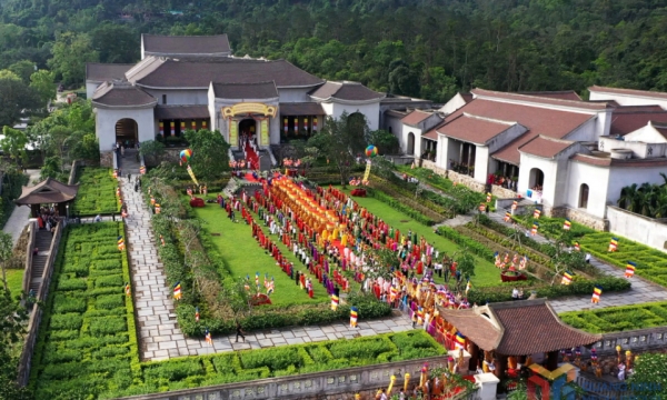 Non thiêng Yên Tử lan toả