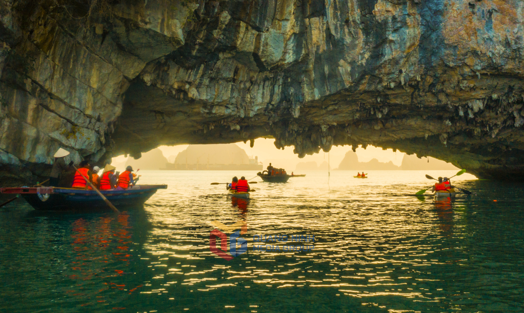 Sắc vàng khi chiều buông